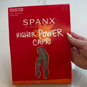 NEW SPANX Higher Power Capri